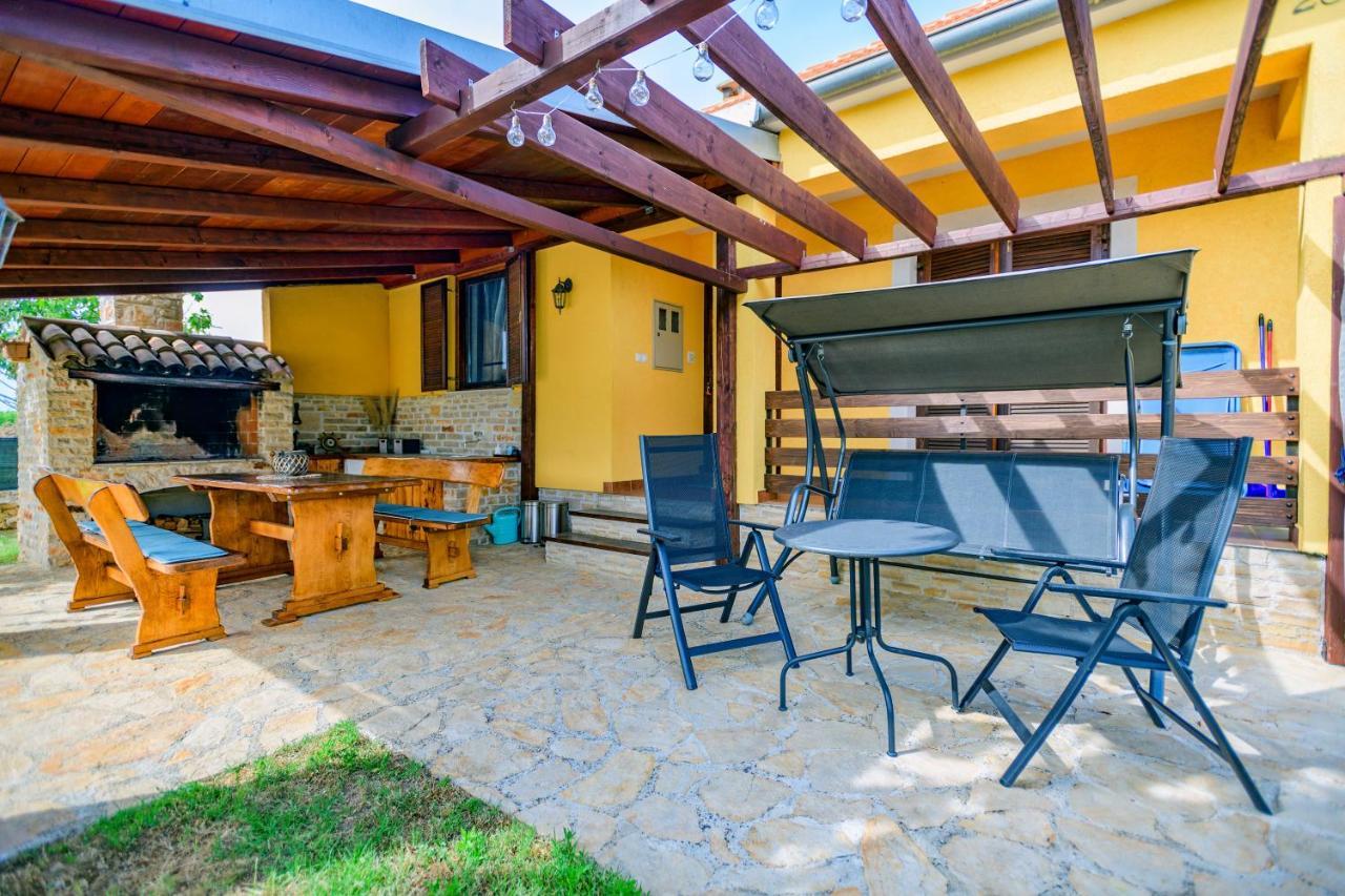 Вілла Sunny House Smokovic Екстер'єр фото